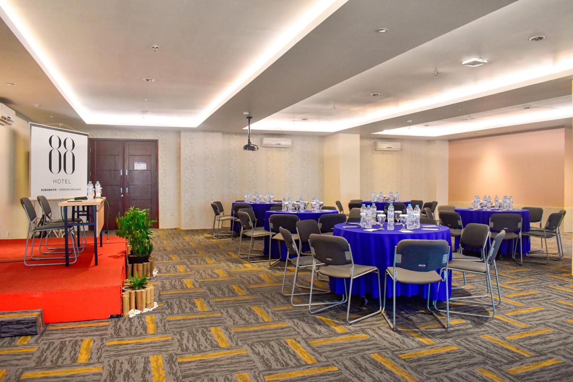 Hotel 88 Embong Malang Tunjungan Surabaya By Wh - Breakfast With The Best View On The Highest Floor And Strategic Location In The City Center Екстериор снимка