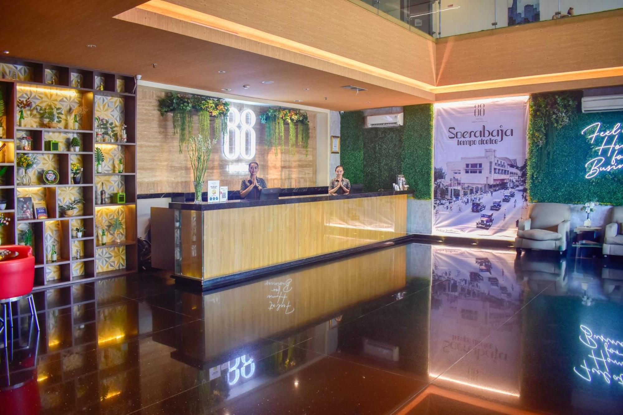 Hotel 88 Embong Malang Tunjungan Surabaya By Wh - Breakfast With The Best View On The Highest Floor And Strategic Location In The City Center Екстериор снимка